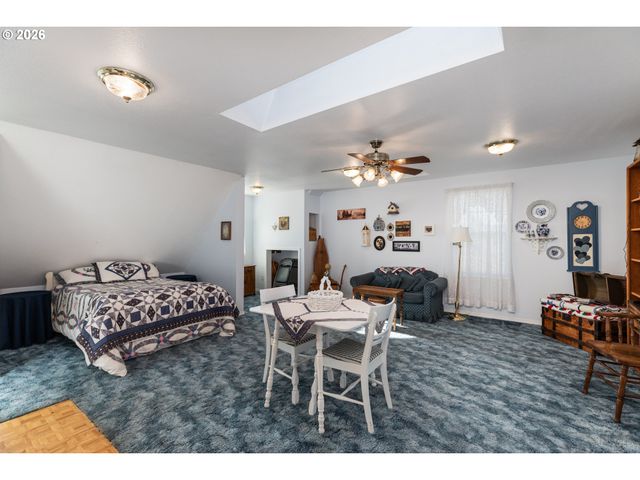 34085 BERG Rd, Warren, OR 97053