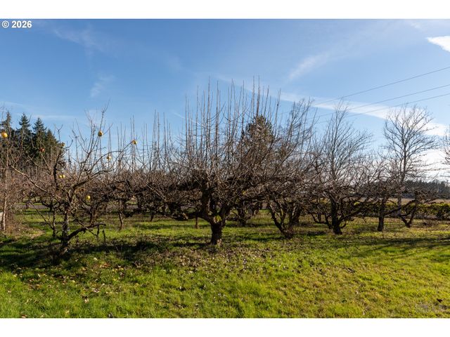 34085 BERG Rd, Warren, OR 97053