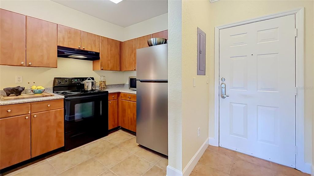 Image 3 of property listing at 202 E SOUTH STREET 4040, Orlando, FL 32801