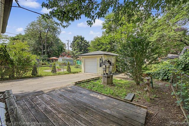 15979 Norborne, Redford, MI 48239