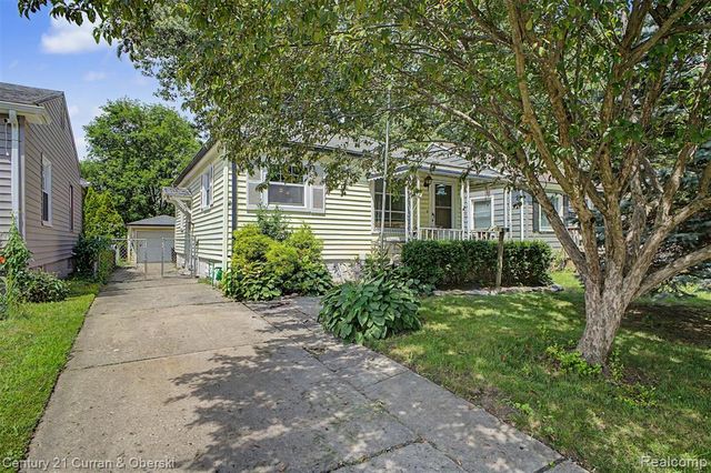 15979 Norborne, Redford, MI 48239