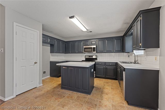 6316 Parkfront Drive, Fort Smith, AR 72916