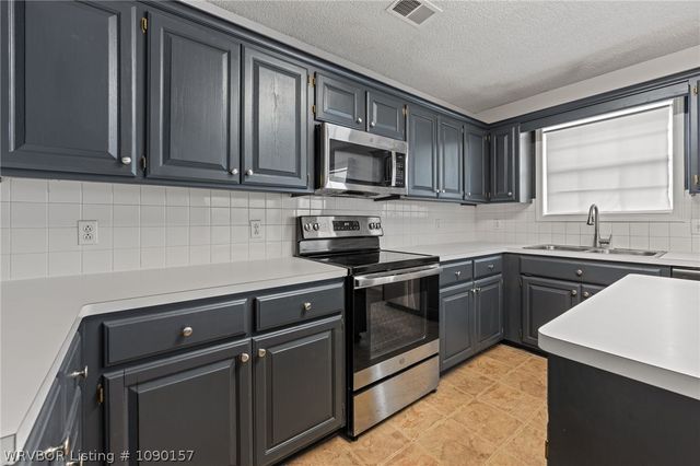 6316 Parkfront Drive, Fort Smith, AR 72916