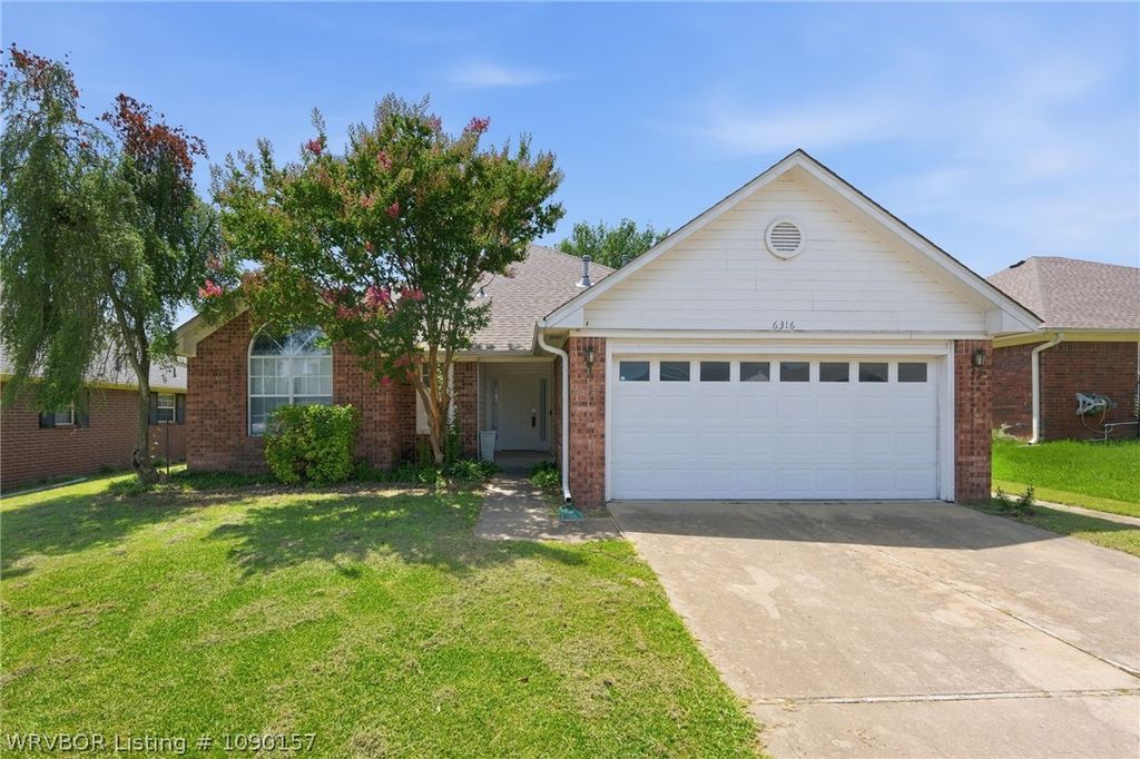 6316 Parkfront Drive, Fort Smith, AR 72916