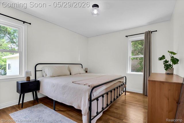 8740 Saratoga Street, Oak Park, MI 48237