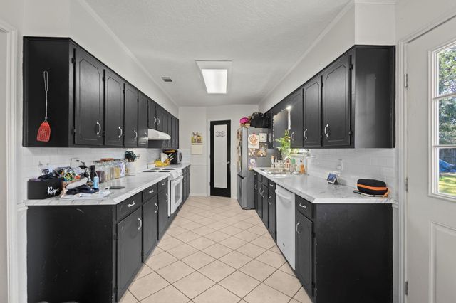 125 Williams Road, Lumberton, TX 77657