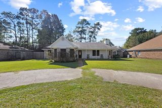 125 Williams Road, Lumberton, TX 77657