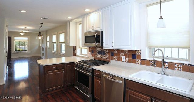 608 E 4th Street, Tucson, AZ 85705