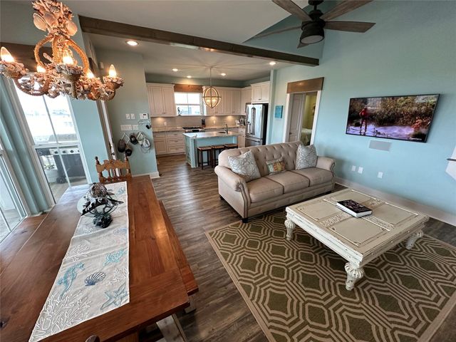 1913 Laguna Harbor Cove Boulevard, Port Bolivar, TX 77650