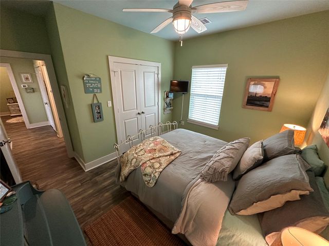 1913 Laguna Harbor Cove Boulevard, Port Bolivar, TX 77650