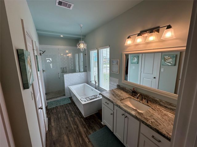 1913 Laguna Harbor Cove Boulevard, Port Bolivar, TX 77650