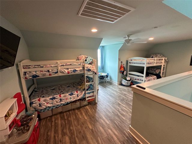 1913 Laguna Harbor Cove Boulevard, Port Bolivar, TX 77650