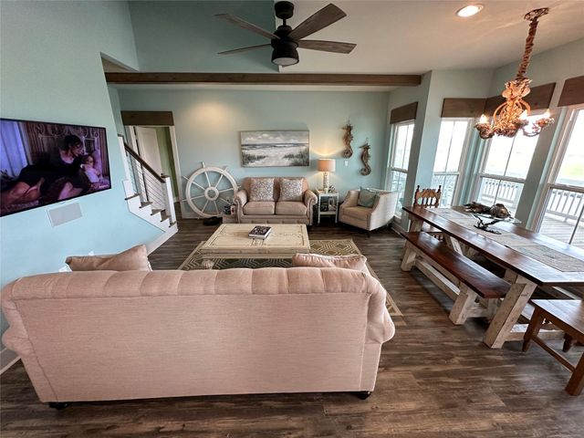 1913 Laguna Harbor Cove Boulevard, Port Bolivar, TX 77650