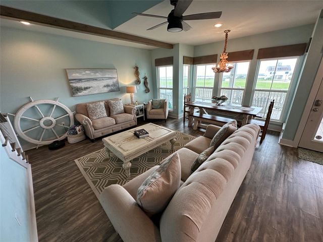 1913 Laguna Harbor Cove Boulevard, Port Bolivar, TX 77650