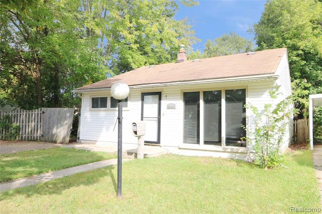 26458 Hopkins Street, Inkster, MI 48141