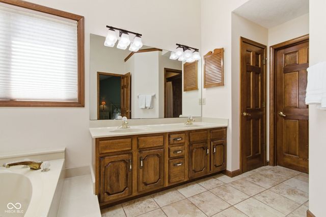 1984 Woodbine Court, Carmel, IN 46033