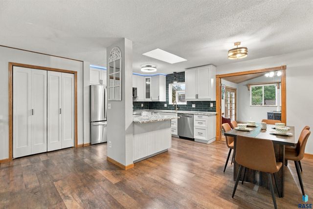 6219 W Coughran Ct Court, Sioux Falls, SD 57106