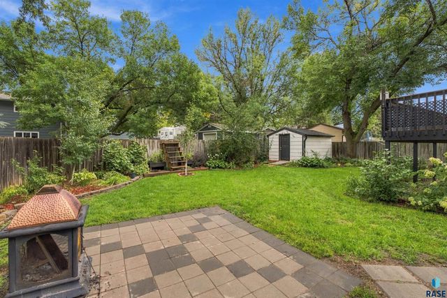 6219 W Coughran Ct Court, Sioux Falls, SD 57106