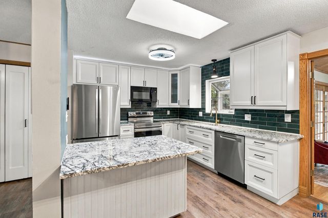 6219 W Coughran Ct Court, Sioux Falls, SD 57106
