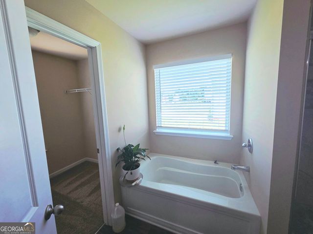 7088 Creeksong Drive, Douglasville, GA 30134
