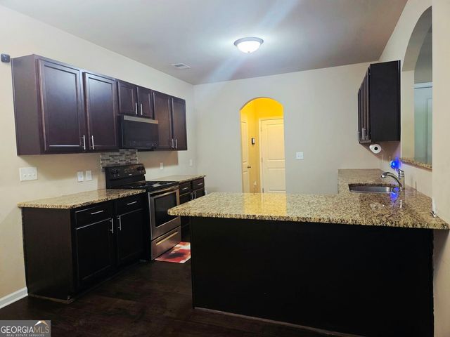 7088 Creeksong Drive, Douglasville, GA 30134