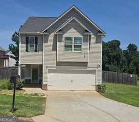 7088 Creeksong Drive, Douglasville, GA 30134
