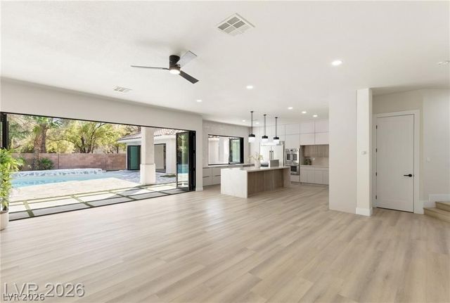 10626 San Vercelli Court, Las Vegas, NV 89141
