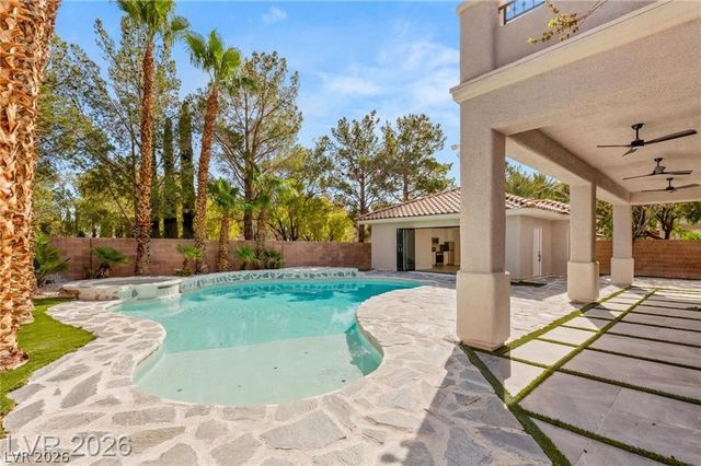 10626 San Vercelli Court, Las Vegas, NV 89141