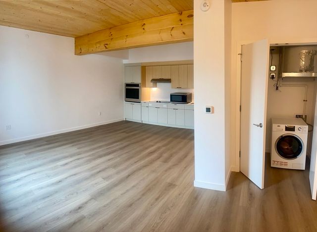 154 Broadway 210, Somerville, MA 02145