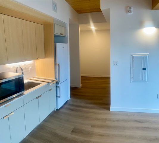154 Broadway 210, Somerville, MA 02145