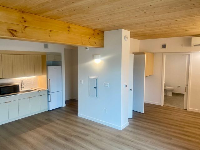 154 Broadway 210, Somerville, MA 02145
