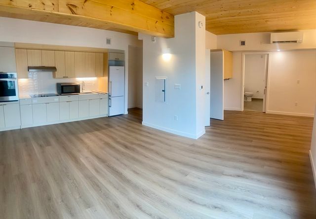 154 Broadway 210, Somerville, MA 02145