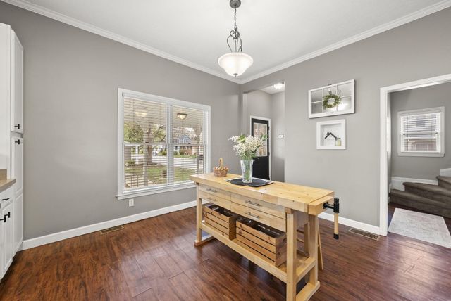 140 Walnut Street, Columbus, OH 43230