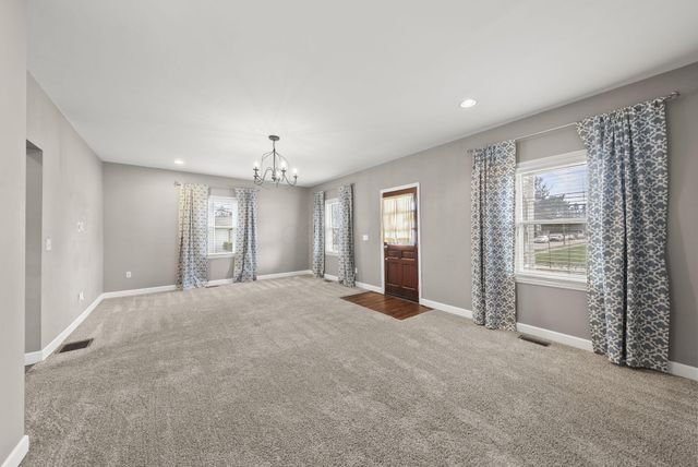 140 Walnut Street, Columbus, OH 43230