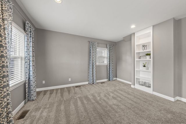 140 Walnut Street, Columbus, OH 43230