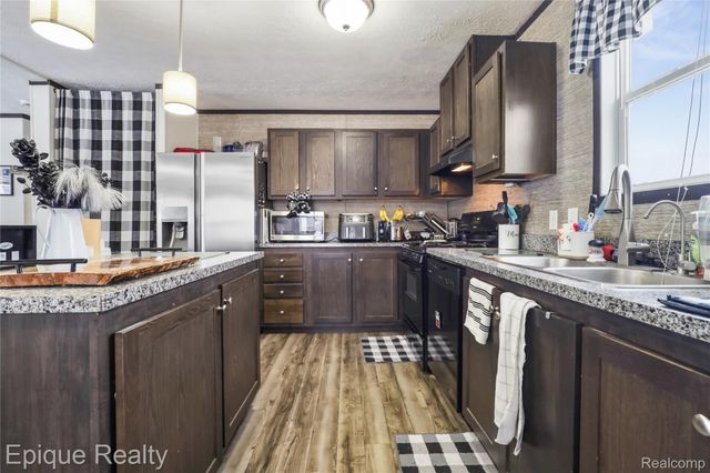 2068 Cedar Circle, Clio, MI 48420