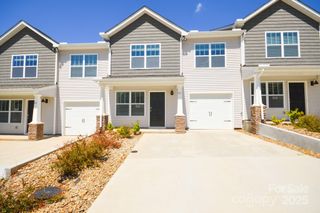 43 Cain Hollow Way, Asheville, NC 28806