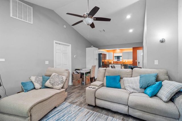 3483 Balboa Circle, Montgomery, TX 77356