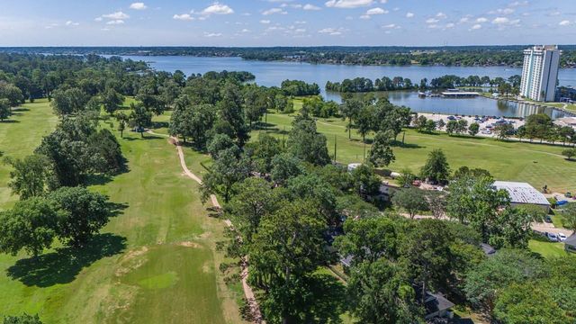 3483 Balboa Circle, Montgomery, TX 77356