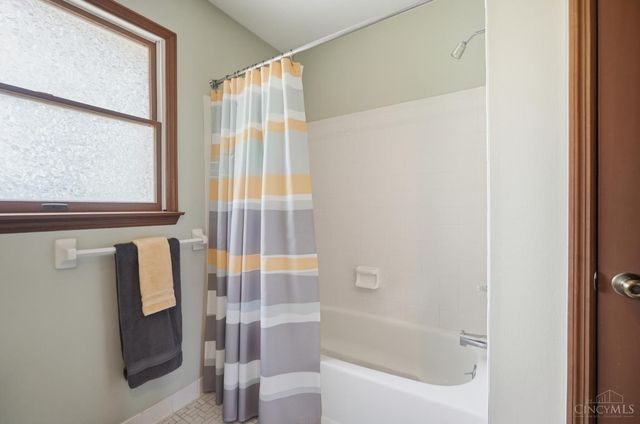 8302 Miranda Place, West Chester, OH 45069