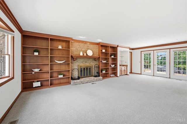 8302 Miranda Place, West Chester, OH 45069