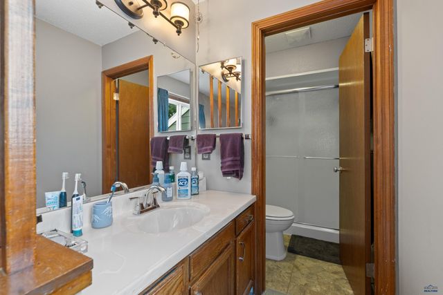 4906 COPPER HILL RD, Rapid City, SD 57702
