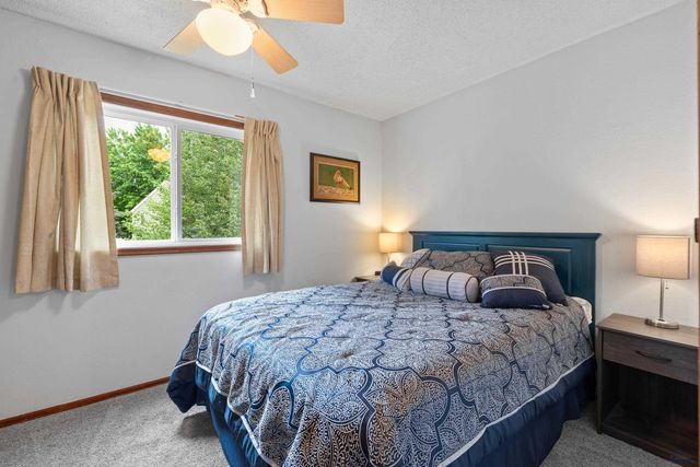 4906 COPPER HILL RD, Rapid City, SD 57702