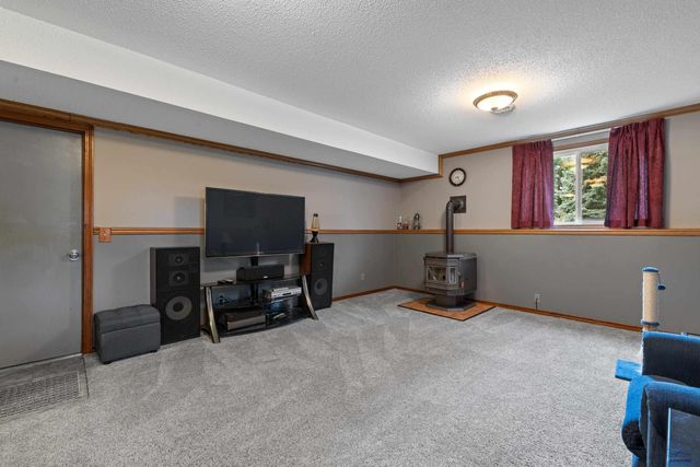 4906 COPPER HILL RD, Rapid City, SD 57702