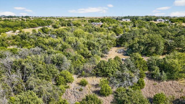 212 Old Authon Lane, Weatherford, TX 76088
