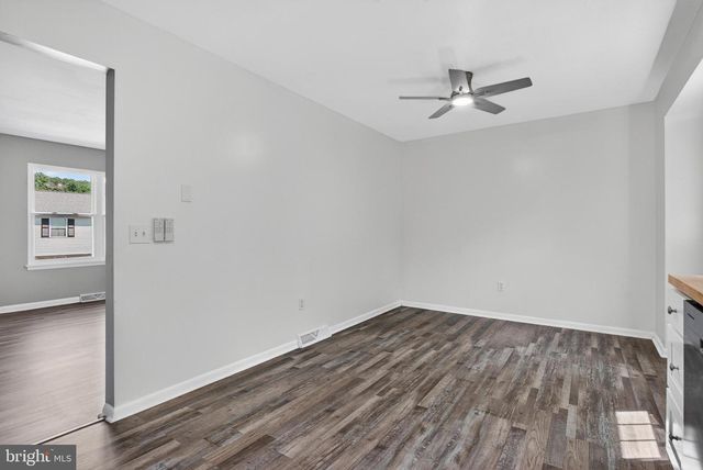 20 PINE DR, Manchester, PA 17345