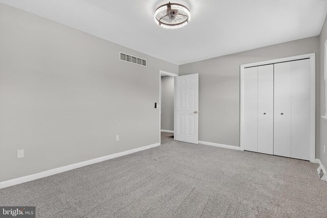 20 PINE DR, Manchester, PA 17345