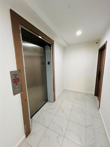 13216 Maple Avenue 3A, Flushing, NY 11355