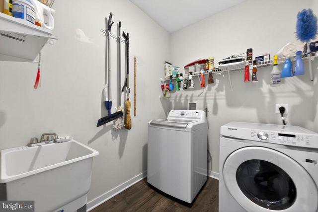 203 CONGRESSIONAL CT, Moorestown, NJ 08057