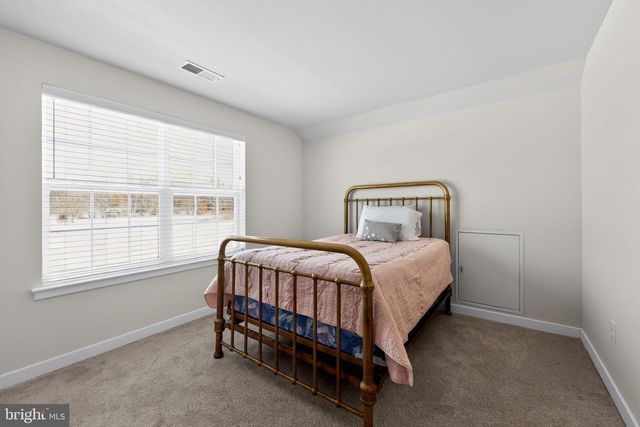 203 CONGRESSIONAL CT, Moorestown, NJ 08057